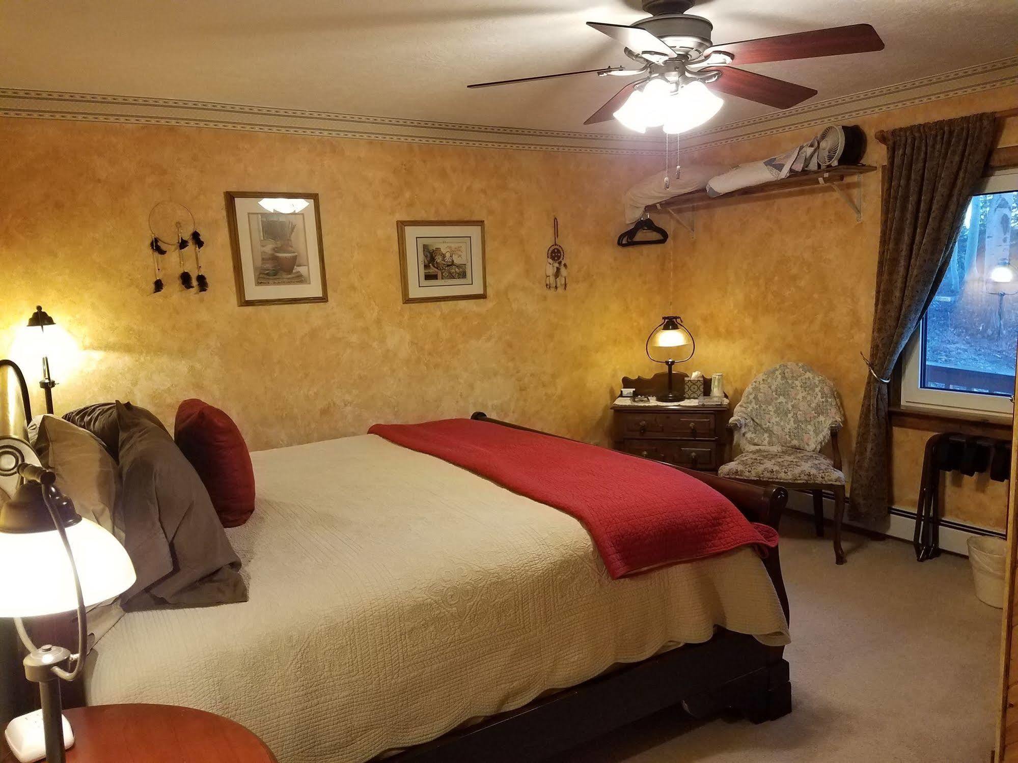 Denali Touch Of Wilderness B&B Healy Eksteriør billede